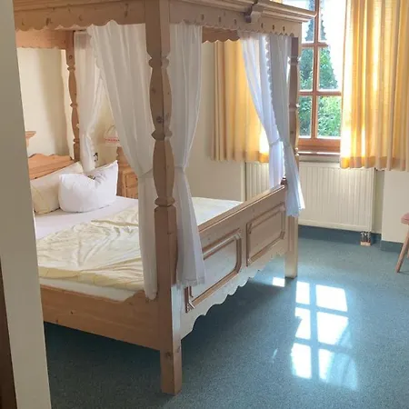 Almenrausch 3*