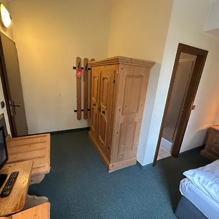 Hotel Almenrausch 3*